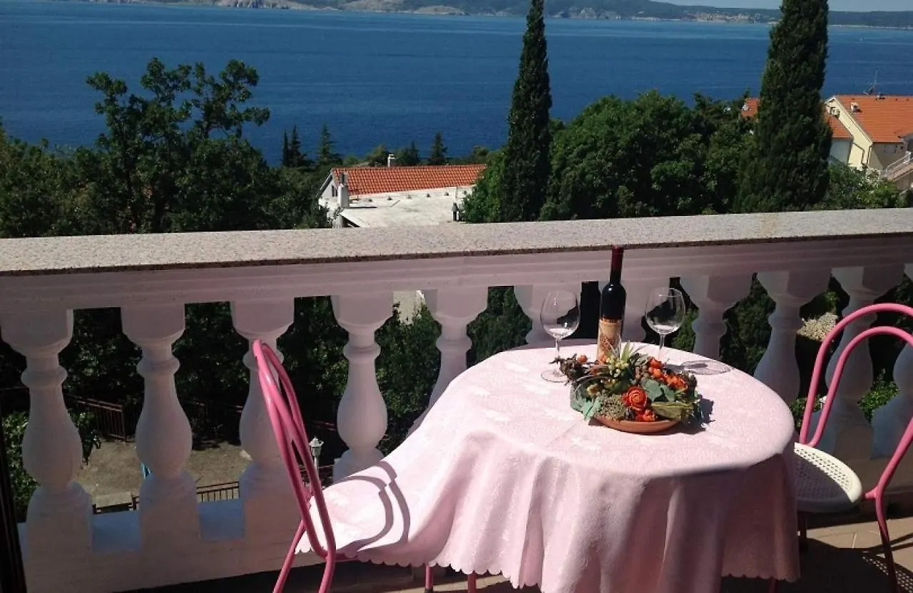 Apartments Villa Vera, 200 M From The Beach