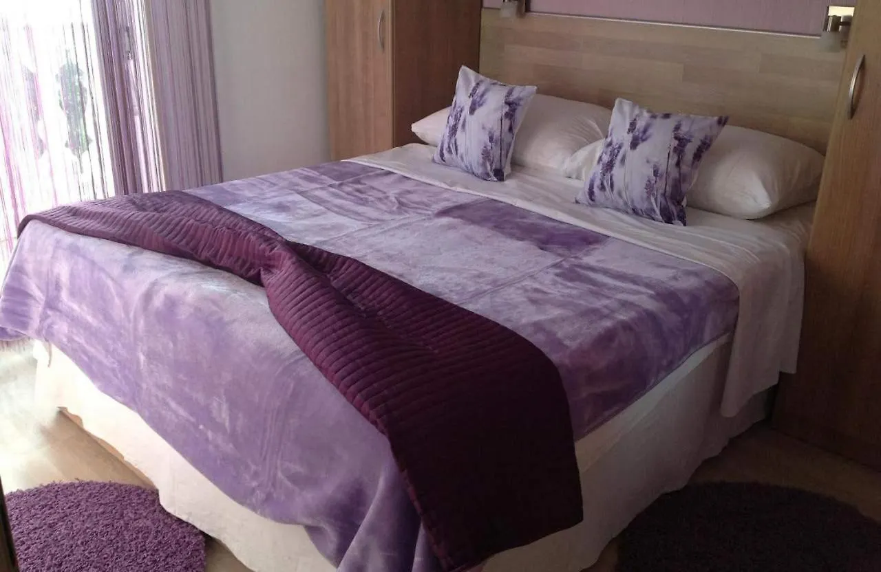 Apartments Villa Vera, 200 M From The Beach 0*, Novi Vinodolski