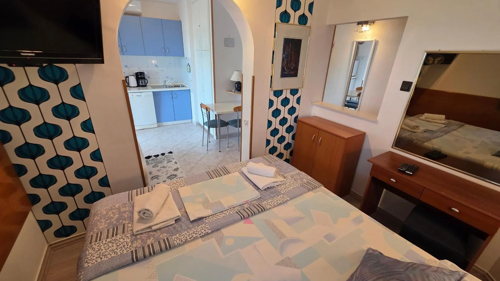Apartments Villa Vera, 200 M From The Beach
