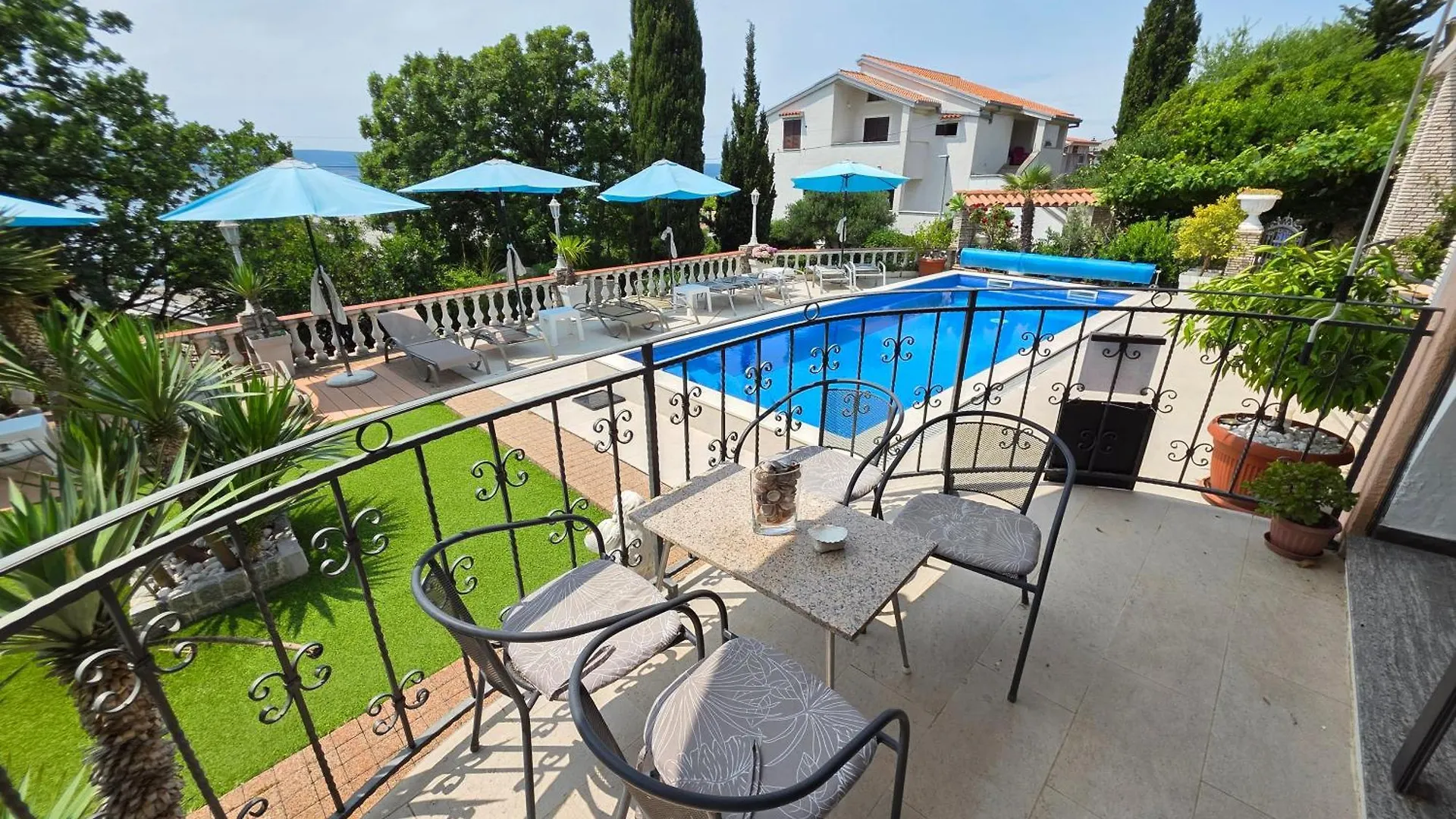 Apartments Villa Vera, 200 M From The Beach Croatia