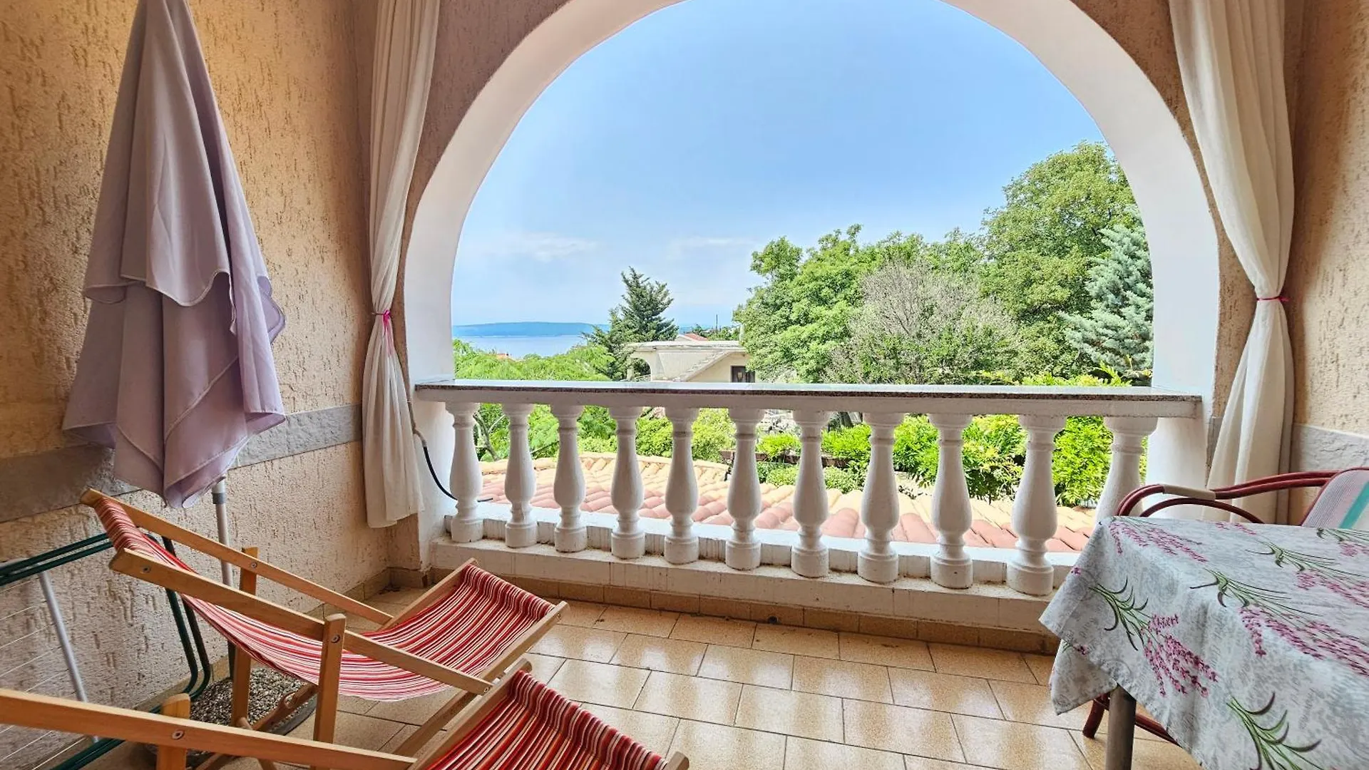 Apartments Villa Vera, 200 M From The Beach