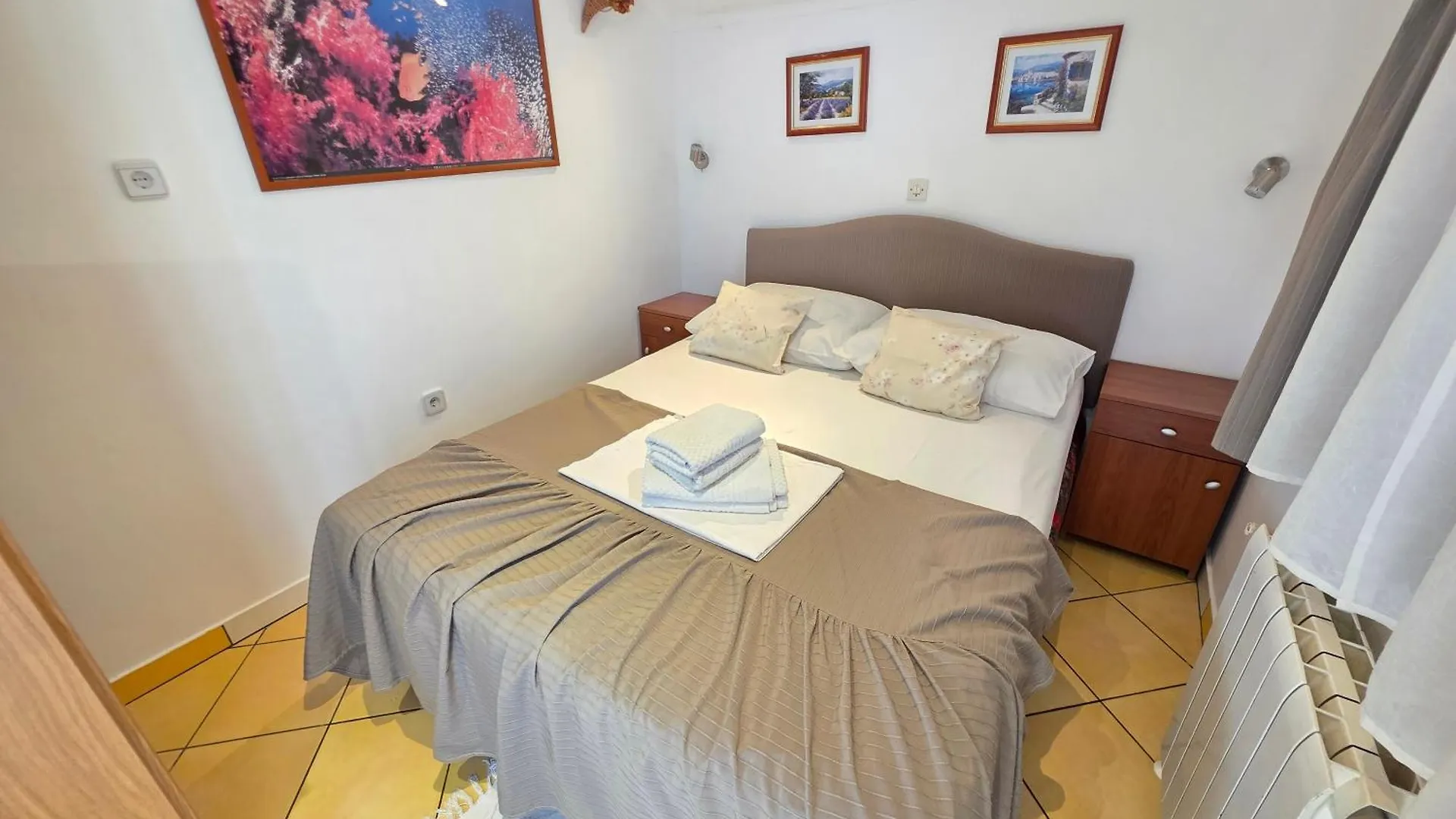 Apartments Villa Vera, 200 M From The Beach Croatia
