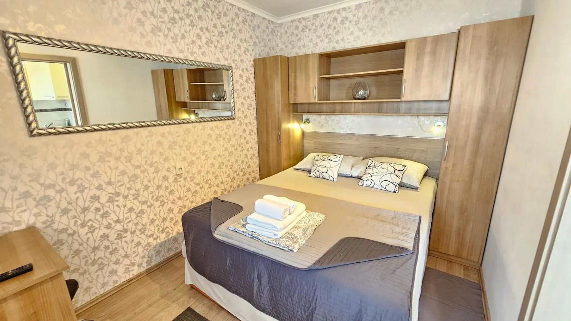 Apartments Villa Vera, 200 M From The Beach Croatia